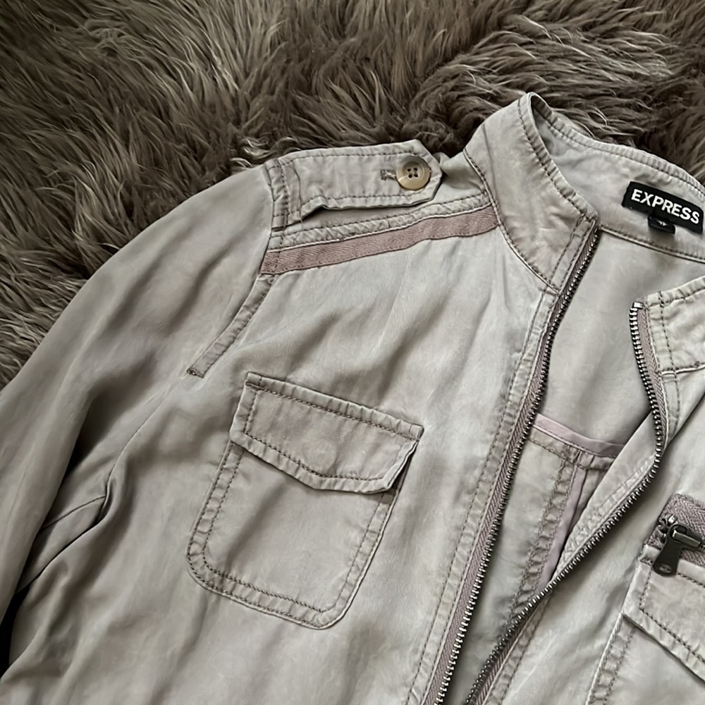 Express jacket - Picture 4 of 10